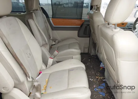 2008 Chrysler Town & Country Limited from USA, damaged, VIN 2A8HR64X58R747073